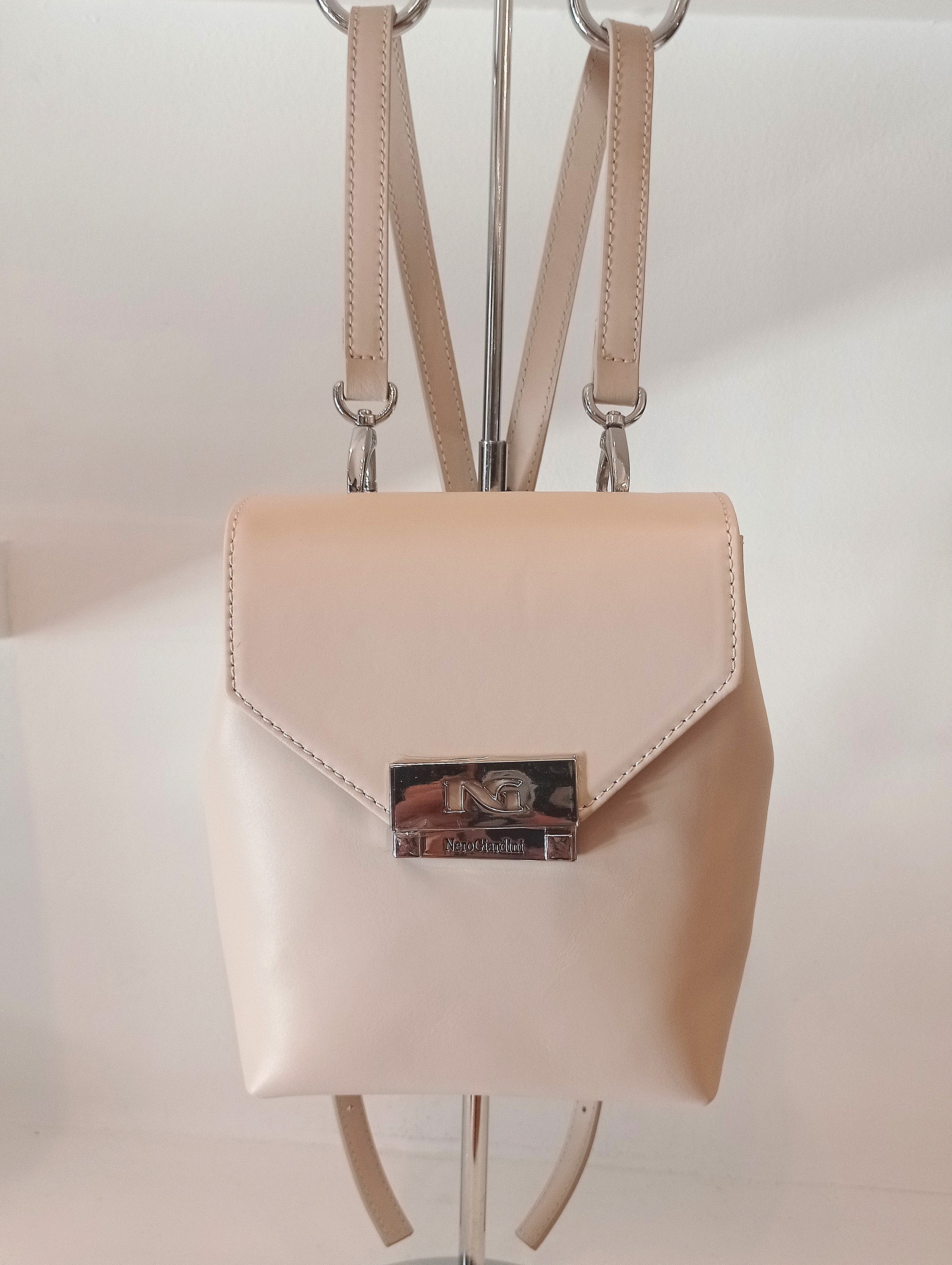 Mochila pele NeroGiardini