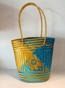 Cesta de palhinha