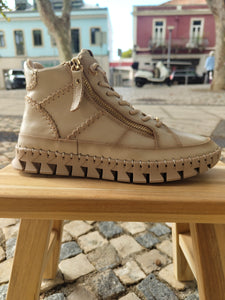Ténis Bota Carmela