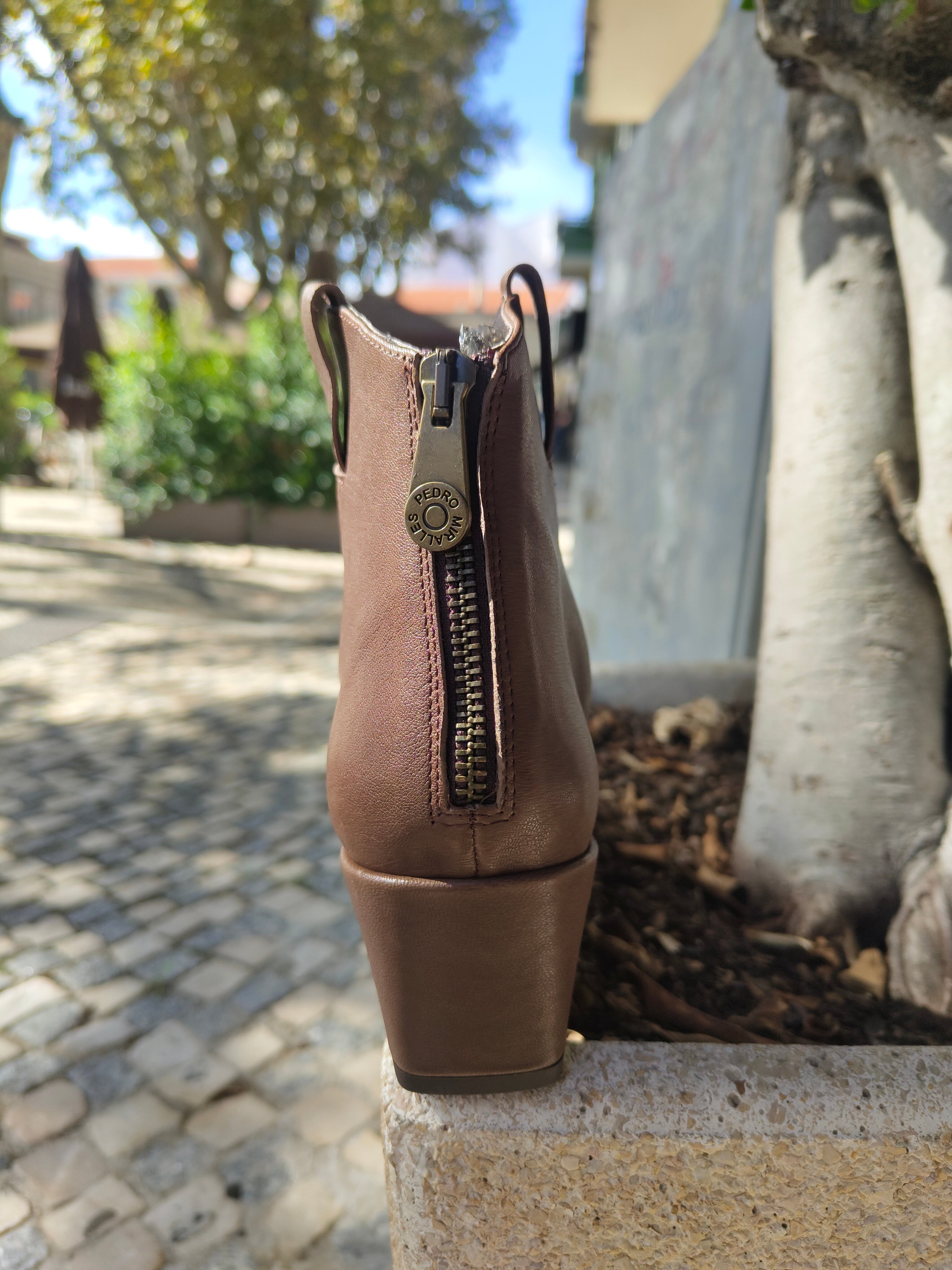 Botim Pedro Miralles /25