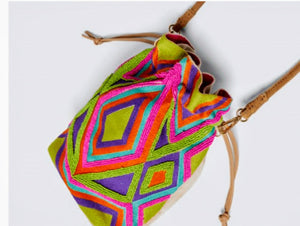 Bolsa Latido Missangas