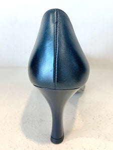 Sapato azul com aplicação Nero Giardini