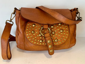 Mala pala e bolso tachas